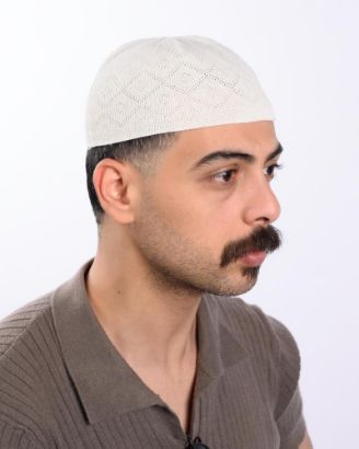 صورة طاقية رجالي لون سكري